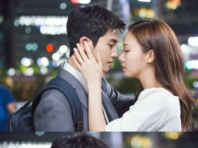 ZE：A パク・ヒョンシク 女優コ・ソンヒ、ドラマ「スーツ」キス寸前のスチールカット公開。