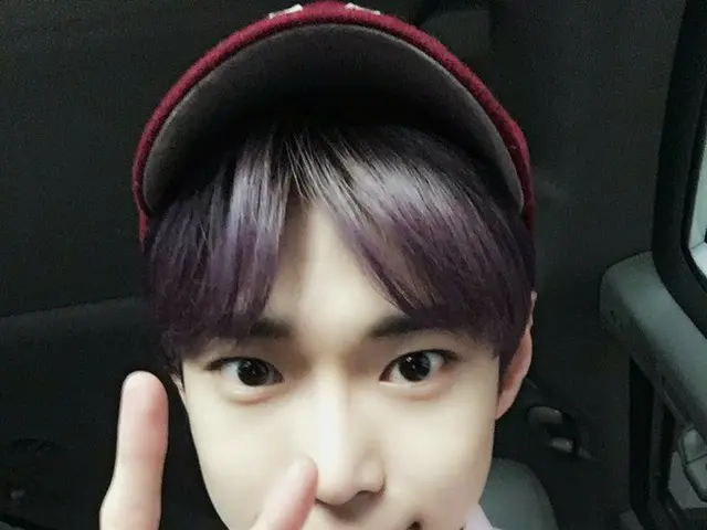 【t公式】NCT ドヨン、近況写真。
