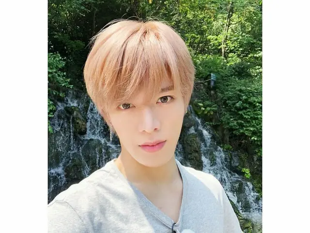 【g公式】NCT ユウタ、歌の練習してコーヒーを飲みながら良い一日を過ごす。