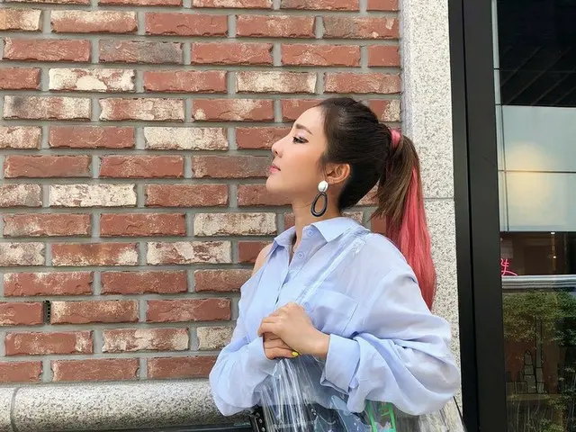 【g公式】2NE1 出身DARA、SNS更新。