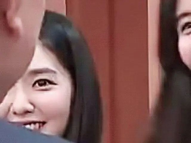 RED VELVET アイリーン、韓国式で相手を見つめる正しい視線の実例