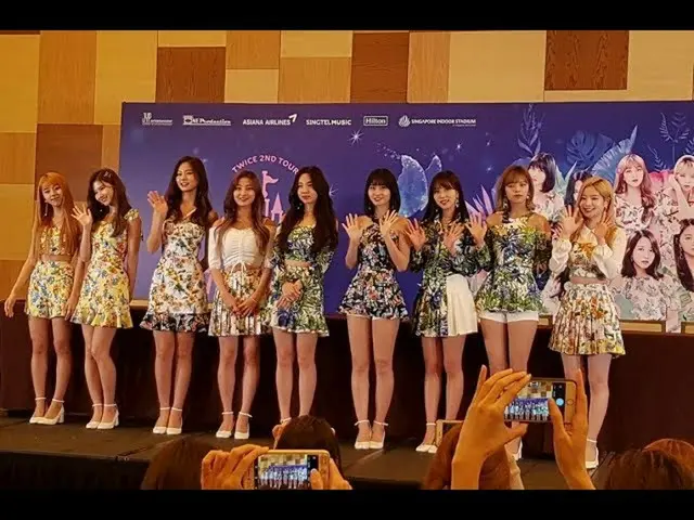 180616 TWICE、シンガポールでのインタビュー