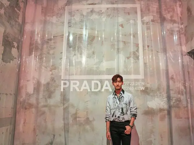 東方神起 チャンミン、ミラノ・コレクションのプラダ(PRADA) コレクションに出席