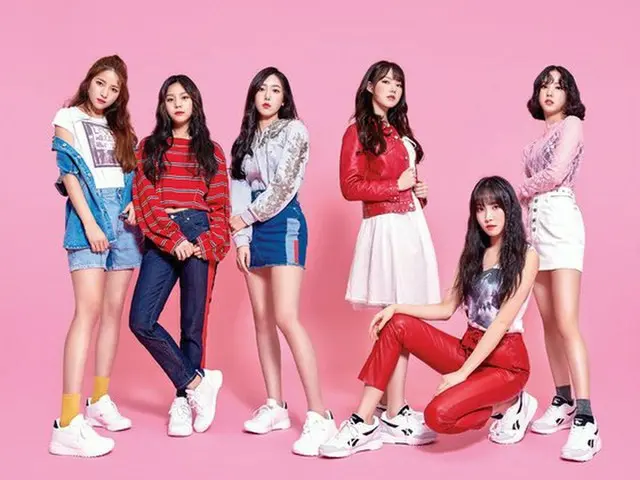 GFRIEND、リーボックのシューズスタイル画報を公開。