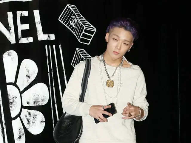 iKON BOBBY、シャネル・パリ-ハンブルク工房コレクションポップアップストアオープン式に出席