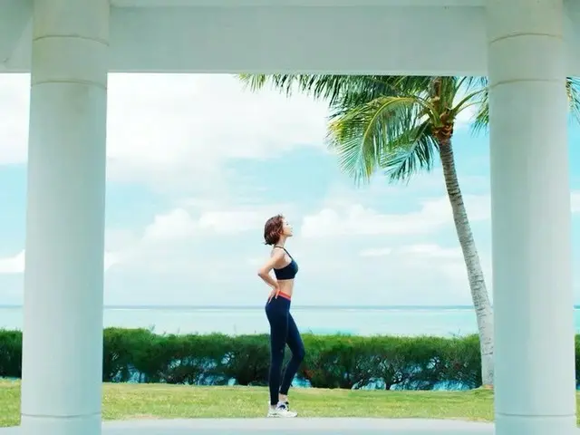 【g公式】女優コ・ジュンヒ、動画公開。