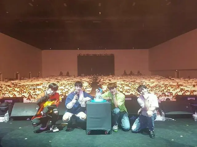 【G公式】HIGHLIGHT、タイのファンとの記念写真を公開。
