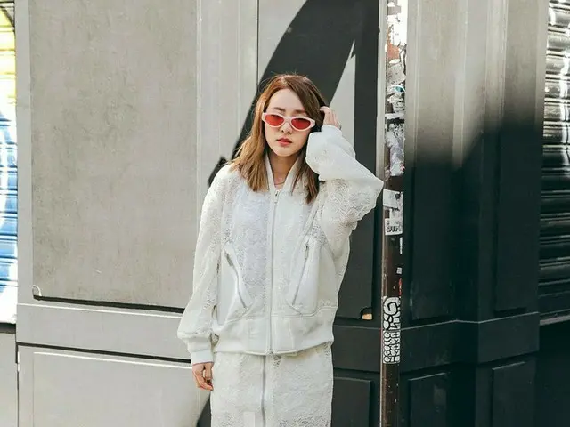 【g公式】2NE1_出身DARA、写真公開。