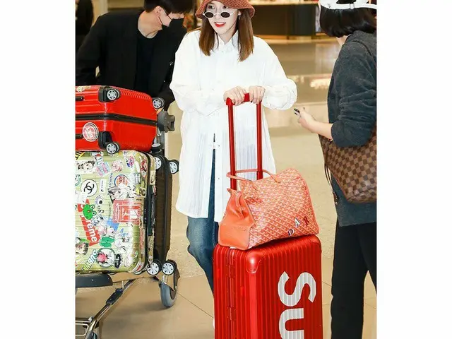 【g公式】2NE1_出身DARA、韓国に到着。