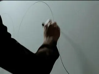 俳優キム・レウォン、〇の描き方がものすごく上手！～その1