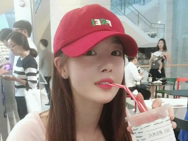 【g公式】SECRET_出身ハン・ソナ、写真を公開。