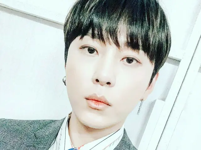 【G公式】HIGHLIGHT_ジュンヒョン、写真を公開。
