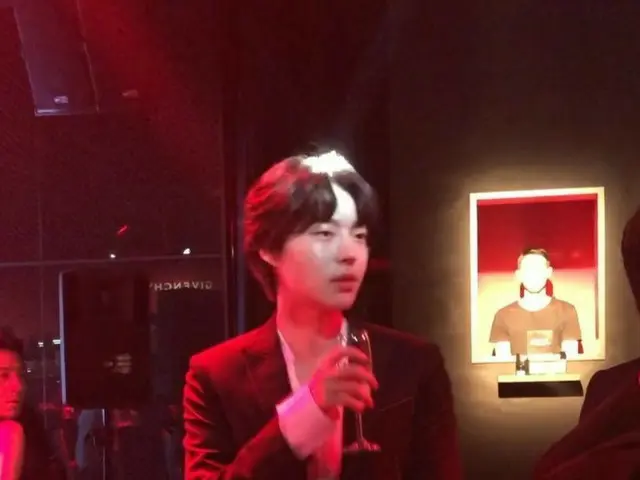 【g公式har】俳優アン・ジェヒョン らが出席のGIVENCHYローンチパーティーの様子を公開。