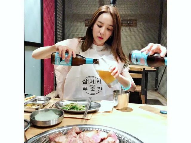 【g公式】2NE1_出身DARA、この時間になると必ず思い出す夜食...済州島の黒豚+塩辛。