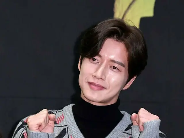 俳優パク・ヘジン、ドラマ「四子」の未払いトラブルを自費で助けていた…スタッフが証言