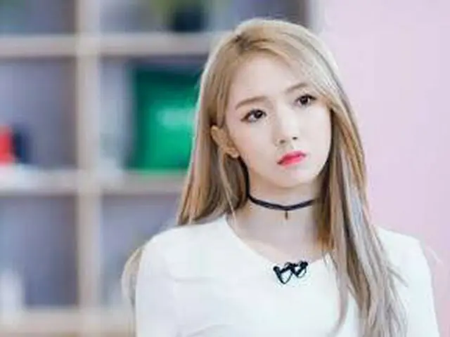 宇宙少女 ミギ、友達との喫煙写真が公開、論争に