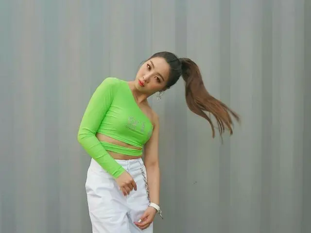 【g公式】2NE1_出身MINZY、近況公開。
