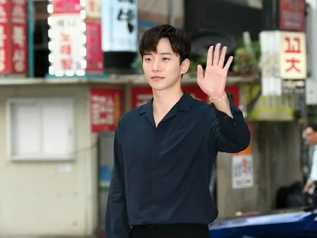 2PM ジュノ、ドラマ「油っぽいメロ」の打ち上げに参加