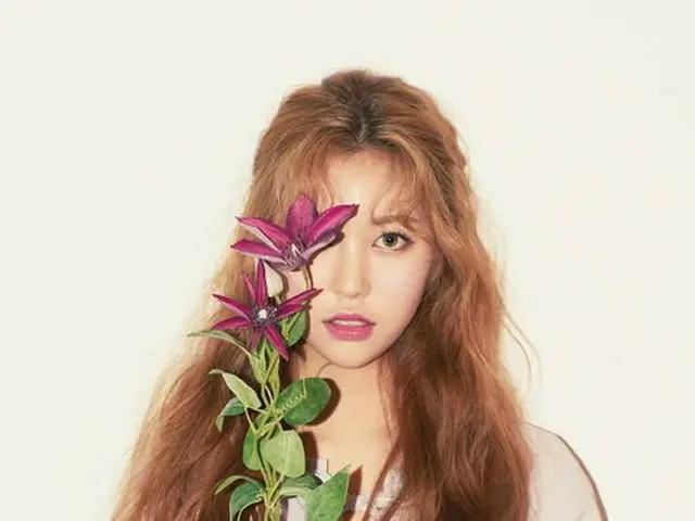 MOMOLAND、画報公開