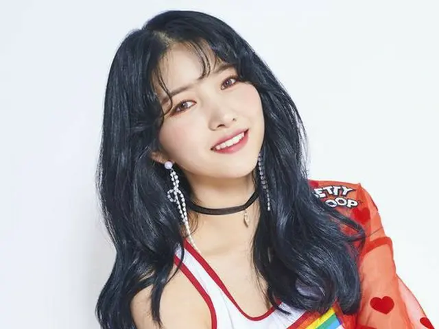 GFRIEND ソウォン、ビューティー番組「Look at me」のメインMCに抜てき。