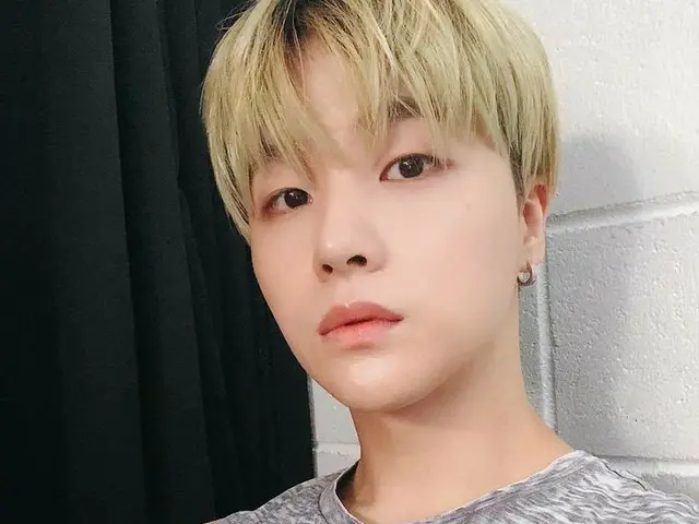 【G公式】iKON Jay、自撮り写真をファンに向けて公開。