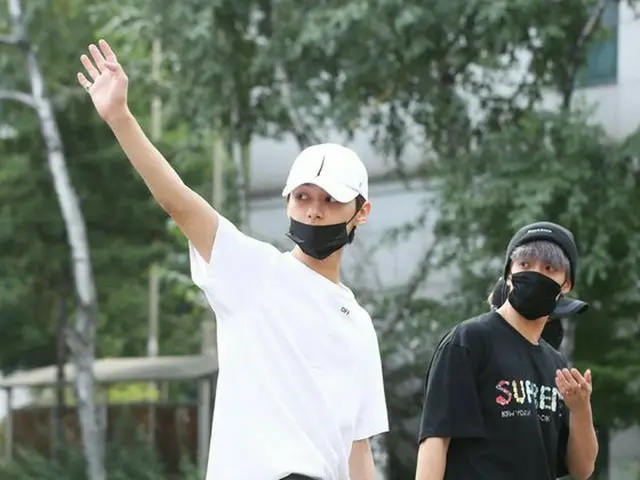 SEVENTEEN、音楽放送「ミュージックバンク」出勤中