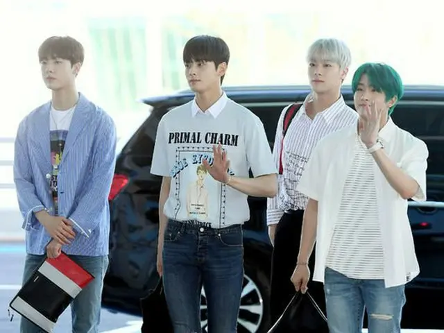 ASTRO、海外公演のため日本に出国