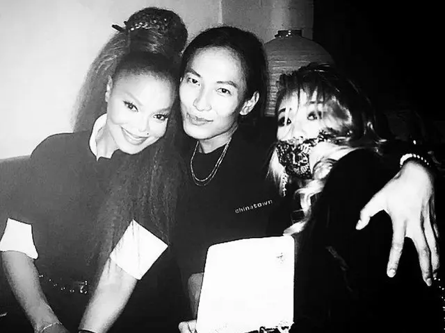 【g公式】2NE1 出身CL、SNS更新。