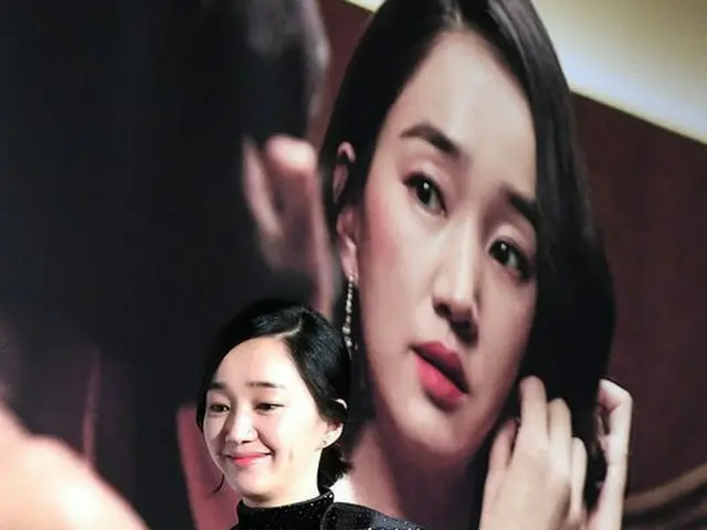 女優スエ、映画「上流社会」の制作発表会に出席