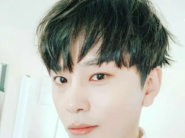 【G公式】HIGHLIGHT_ジュンヒョン、SNS更新。