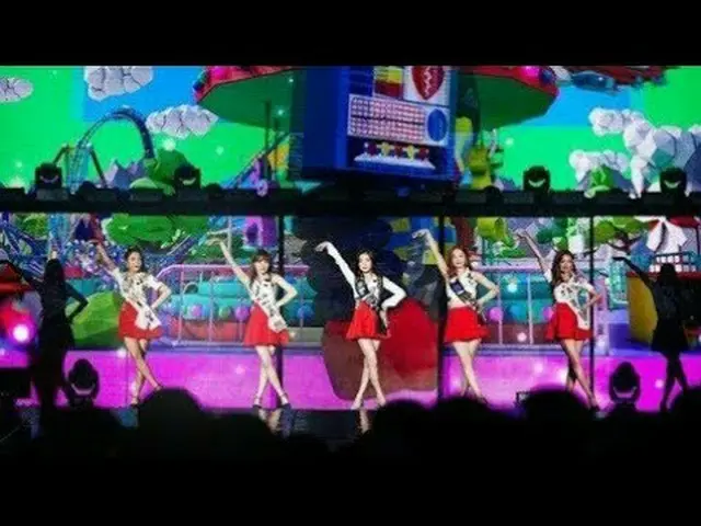 Red Velvet  - 'Power Up' 初公開の様子     