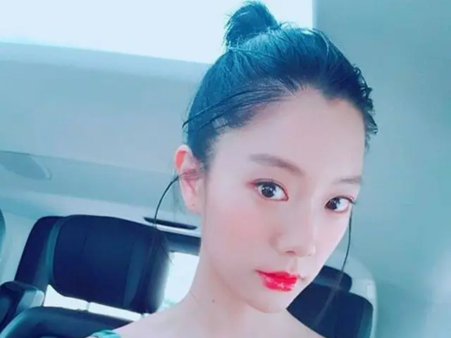 女優クララ、「HOT」と近況を公開