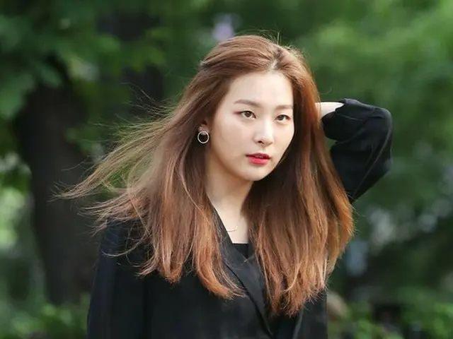 Red Velvet スルギ、ミュージックバンク出勤中