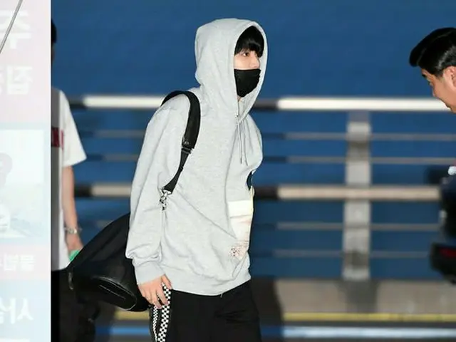 NU’EST W JR、空港ファッション