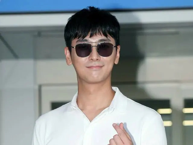 俳優チュ・ジフン、ファッション雑誌撮影のためハワイへ出国