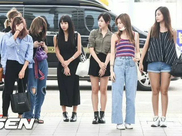 TWICE、公演のためインドネシア・ジャカルタへ出国