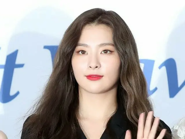 Red Velvet、「2018 SORIBADA BEST K-MUSIC AWARDS」ブルーカーペットに登場～その2