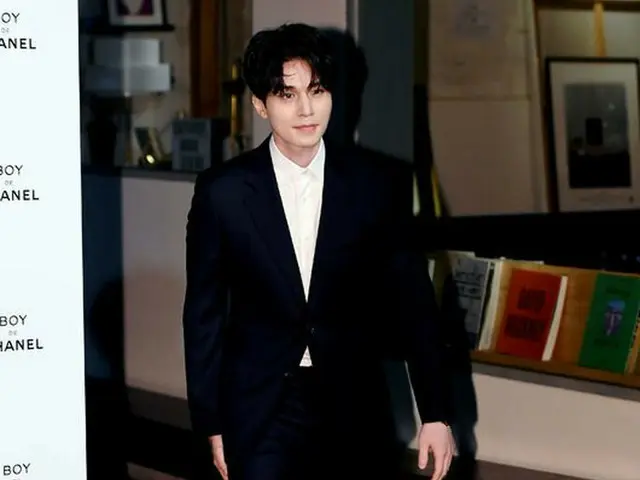 俳優イ・ドンウク、BOY DE CHANELのフォトコールに出席