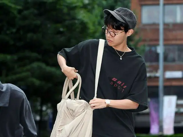 防弾少年団 J-HOPE、ドラえもんの「四次元ポケット」