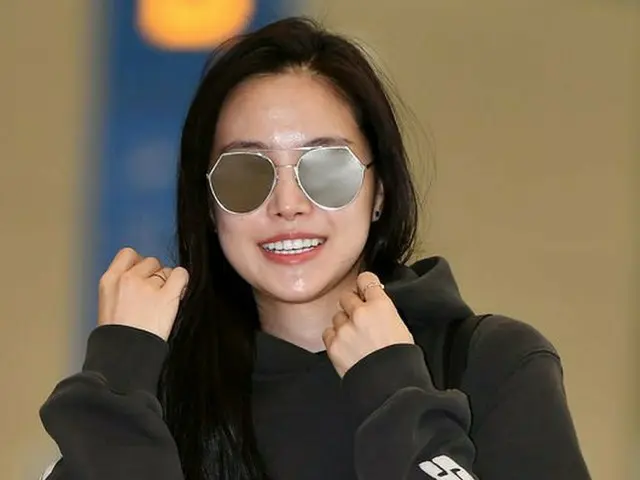 Apink ナウン、海外での日程を終えて帰国