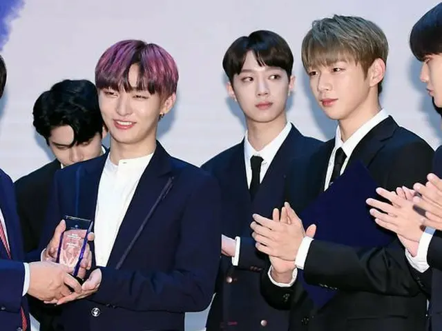 Wanna One、ソウル市内で行われた「2018国家ブランドカンファレンス」に出席