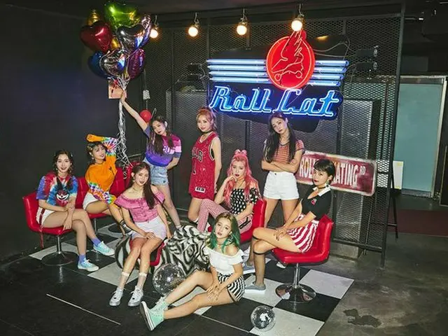 MOMOLAND、「Rakuten GirlsAward 2018 AUTUMN/WINTER」に出演