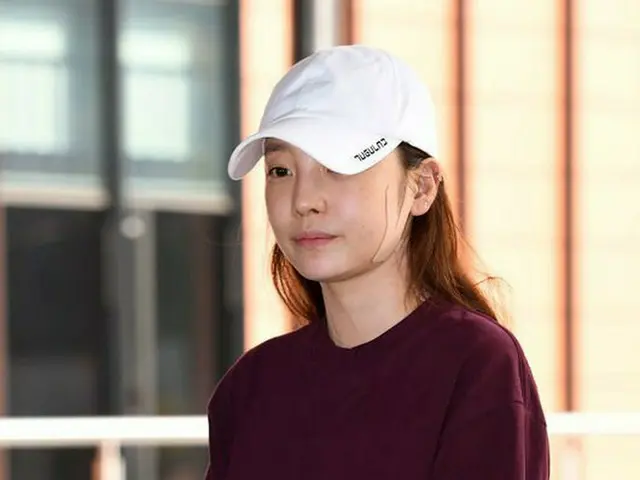 暴行騒動のKARA 出身ク・ハラ、取り調べを受けるためソウル江南警察署に出頭