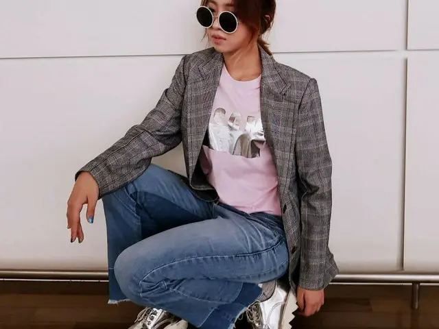 【g公式】2NE1 出身MINZY、SNS更新。