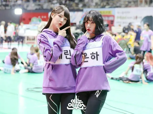 【t公式】GFRIEND、「2018ア陸大」の現場写真を公開。
