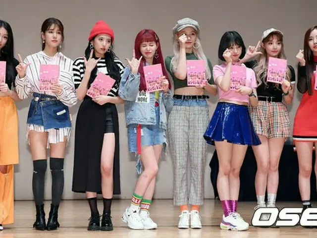 UNI.T、ファンサイン会開催