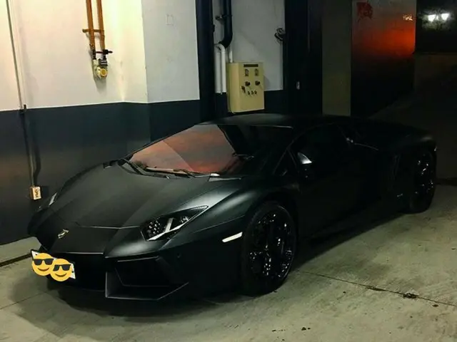 BIGBANG GD、愛車公開。