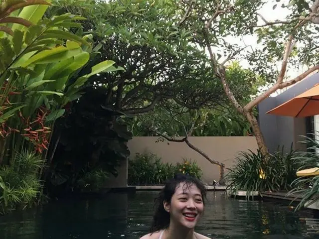 女優ソルリ、バリ島を旅行中。