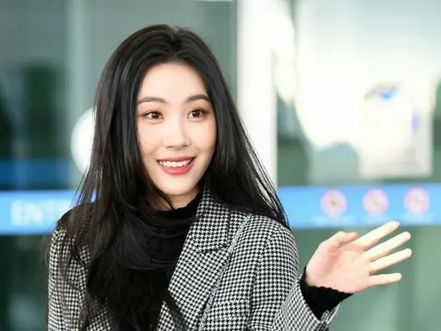 「Wonder Girls」ソンミ、画報撮影のためフランス・パリへ出国。