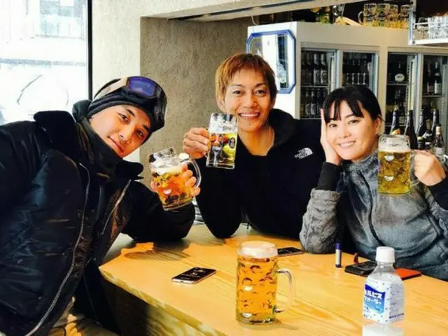 BIGBANG V.I、観月ありさ夫婦と「スキー場」親交。